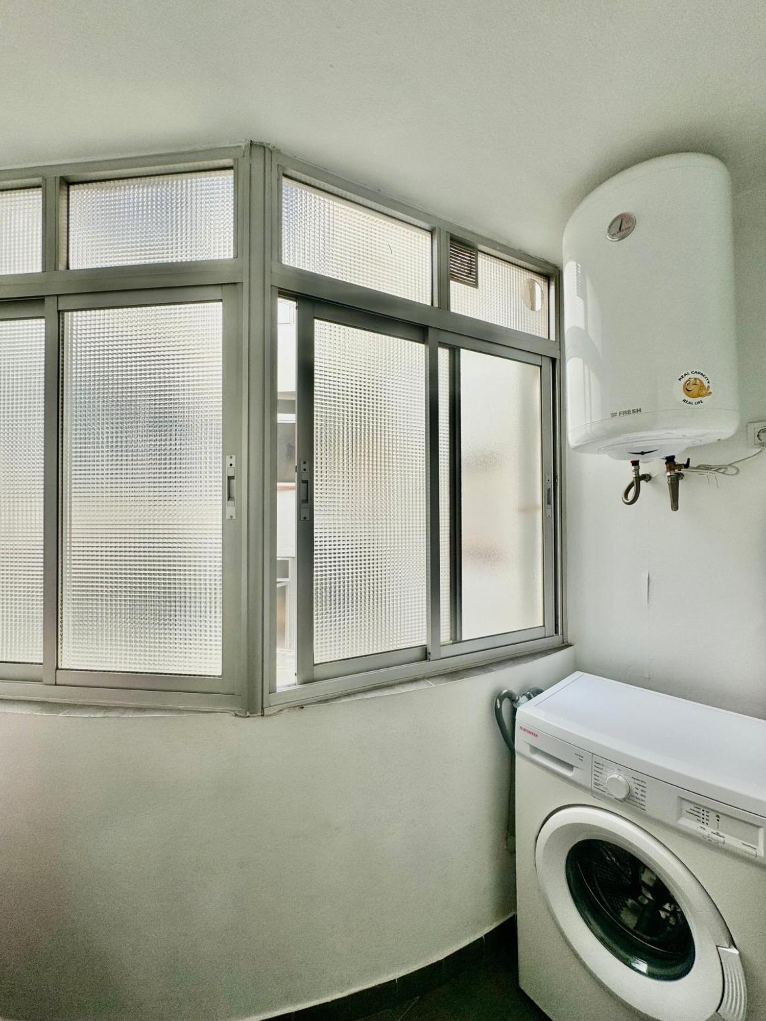 Acogedor Apartamento En 马拉加 外观 照片